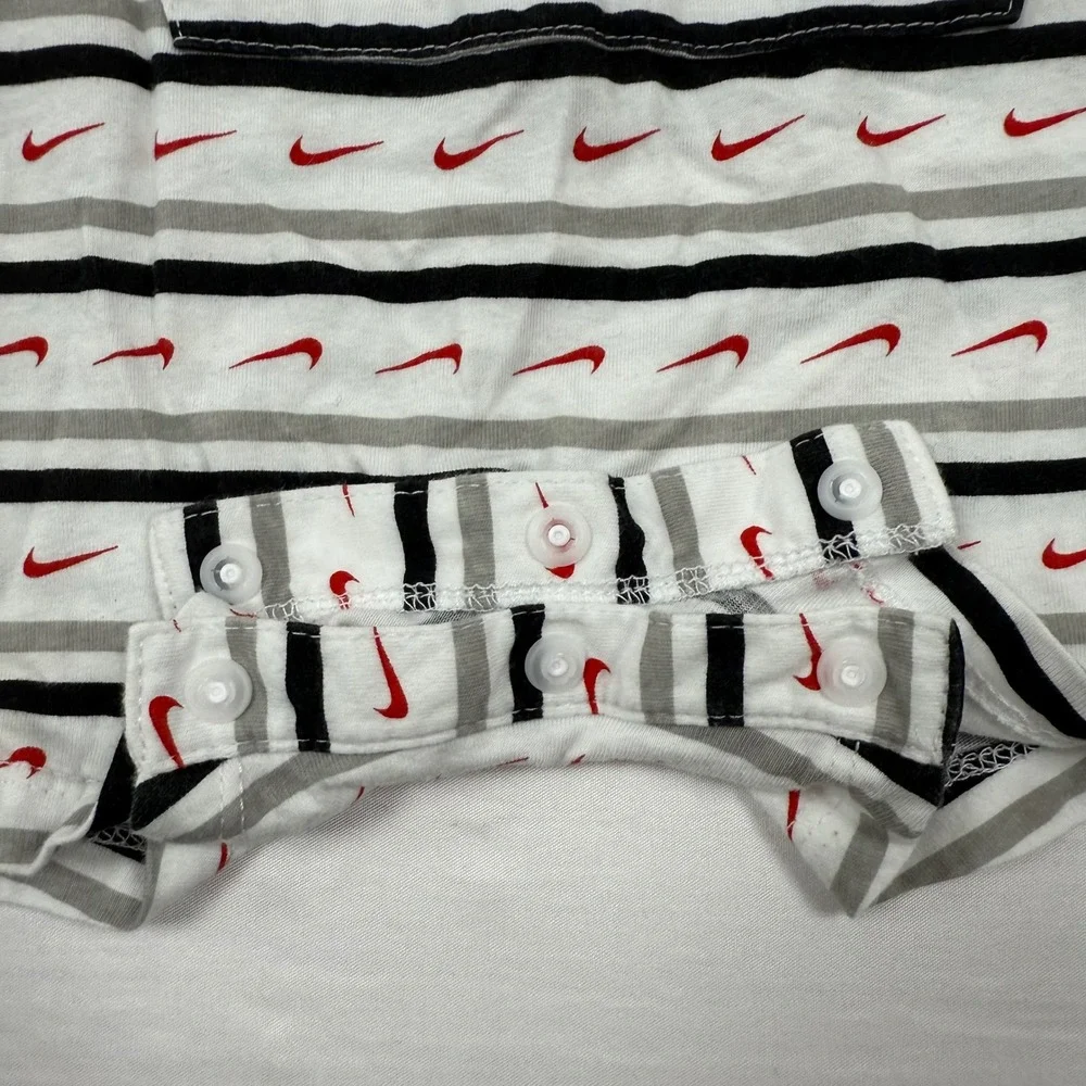 Nike Baby Romper Bodysuit Striped Logo Short Sleeve‎ Snap Crotch 9M